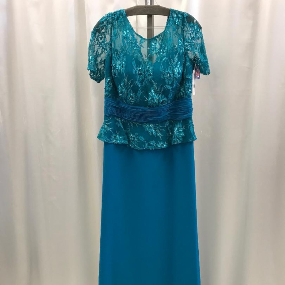House of Wu Gown - New